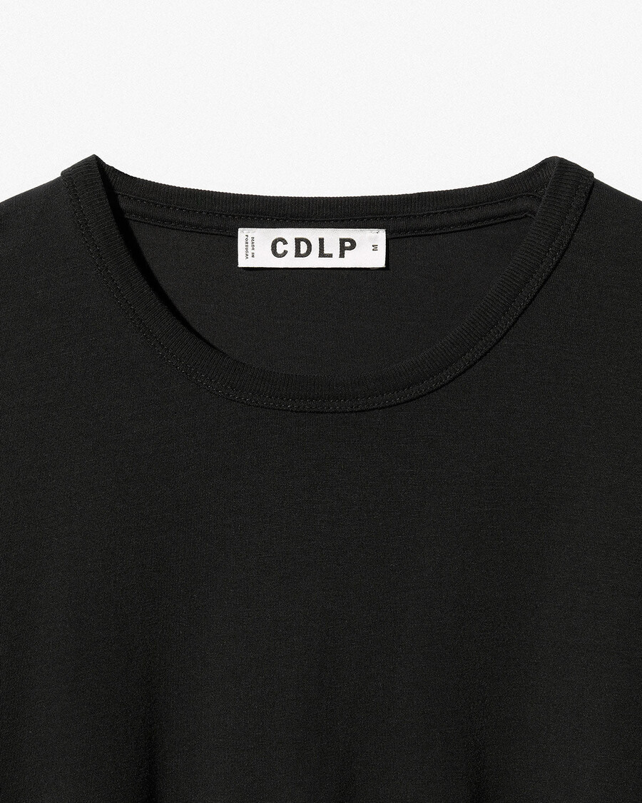 lätt t-shirt för män i svart handla nu — cdlp