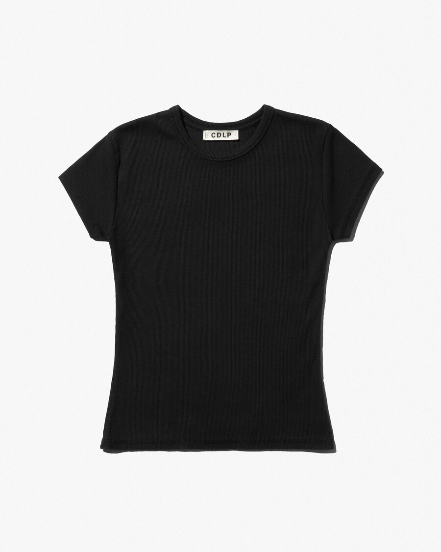 ribbad t-shirt för kvinnor i off-white handla nu — cdlp